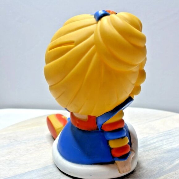 Vintage 1983 Rainbow Brite Plastic Coin Bank by Hallmark. - Picture 3 of 6
